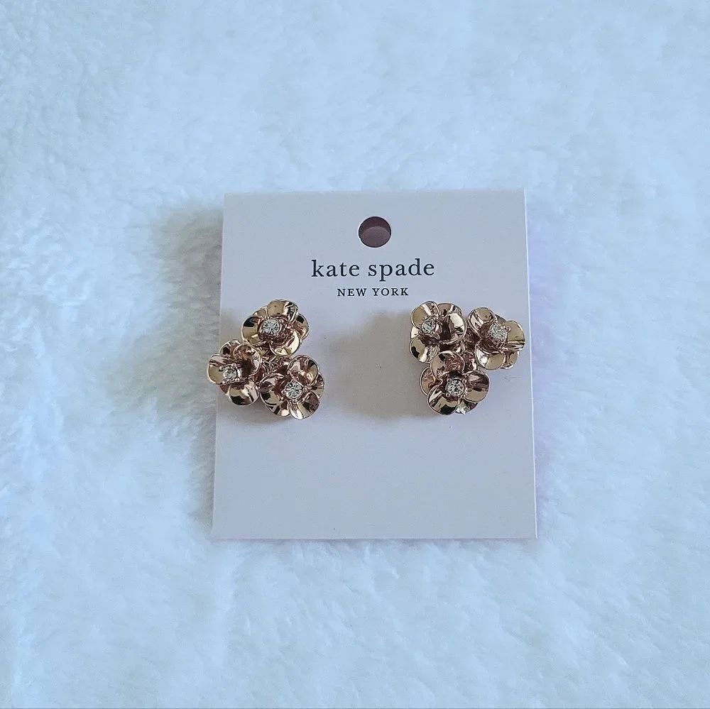 Kate Spade♠ "Shine On" Floral🌸 Cluster Earrings - Picture 4 of 16